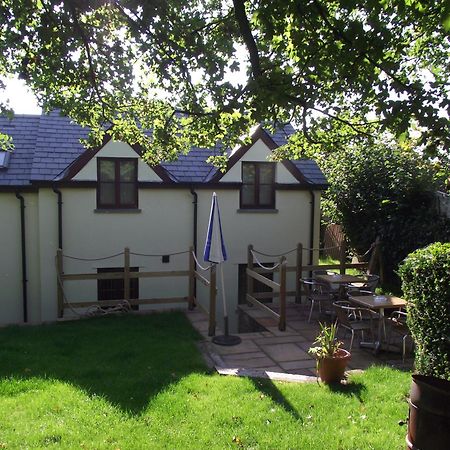 Carpenters Cottages Llanishen Dış mekan fotoğraf